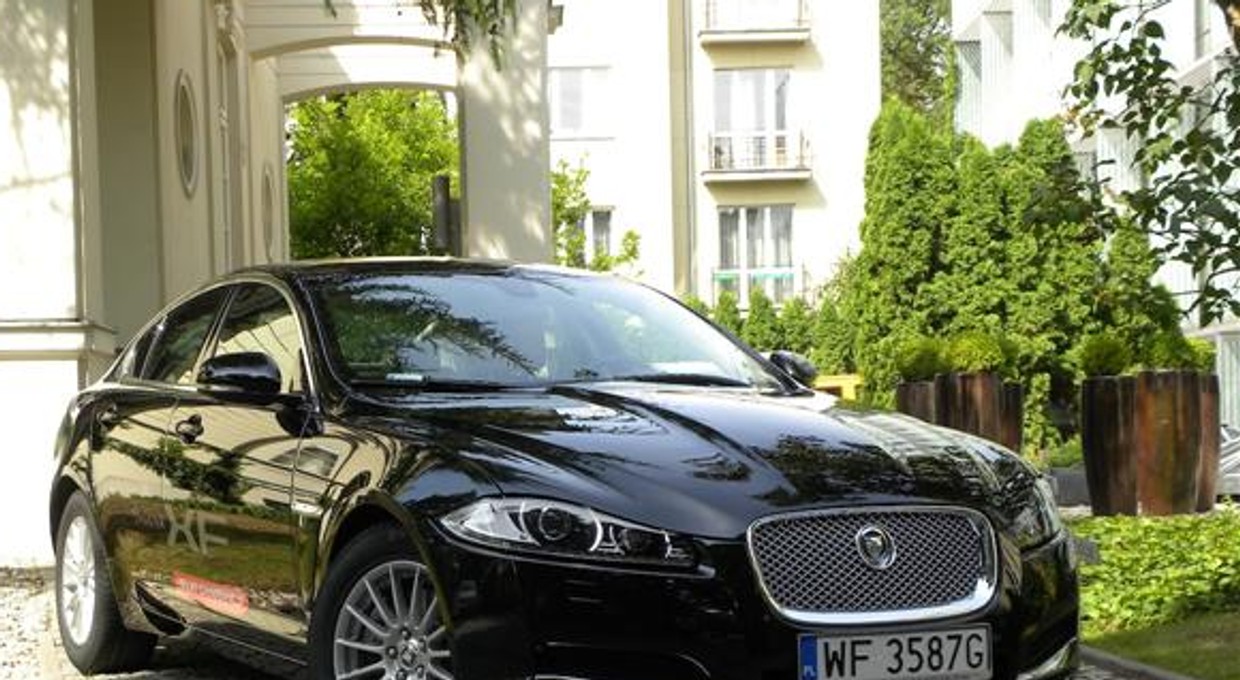 Jaguar XF 2.2 Diesel Luxury - Oszczędny jak nigdy