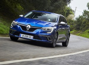 Tak jeździ nowe Renault Megane GT