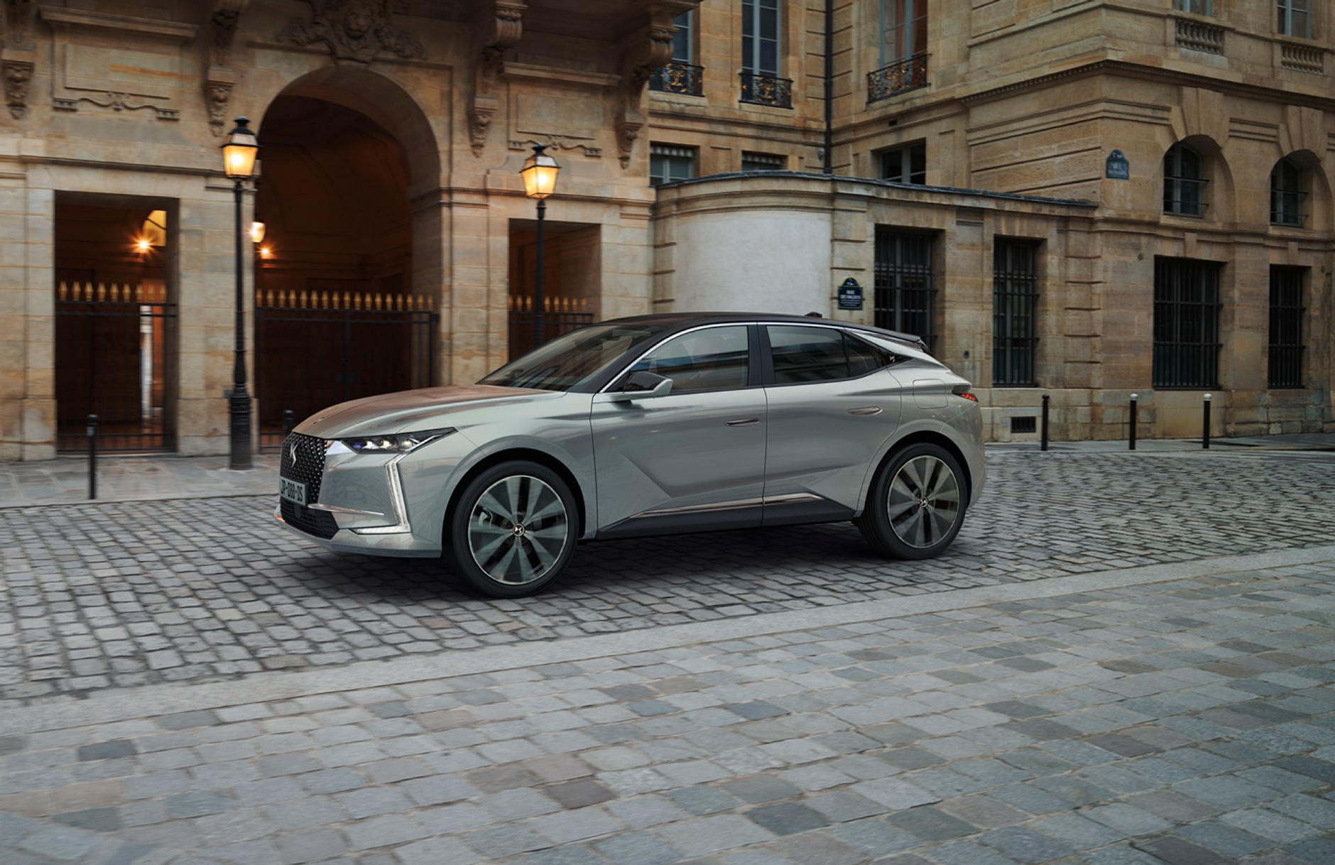 DS4 i DS4 Cross – awangardowe rodzeństwo