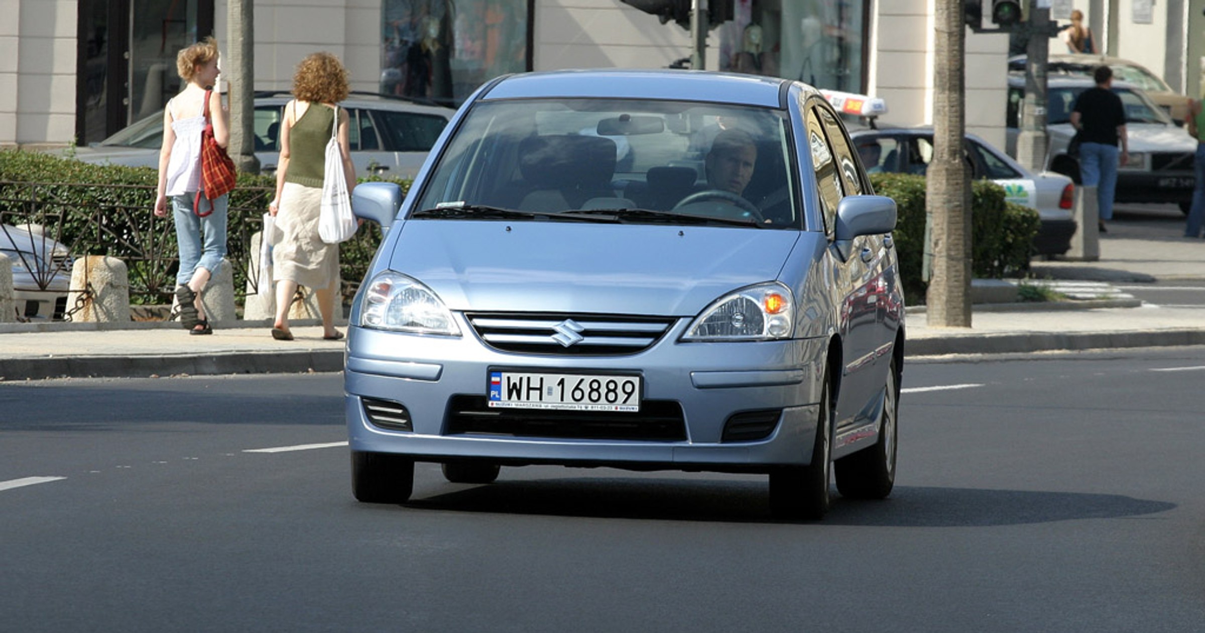 Suzuki Liana