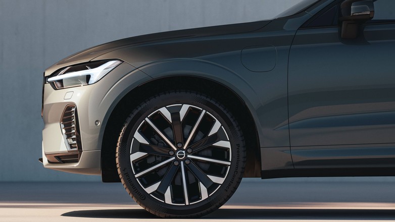 2025 Volvo XC60