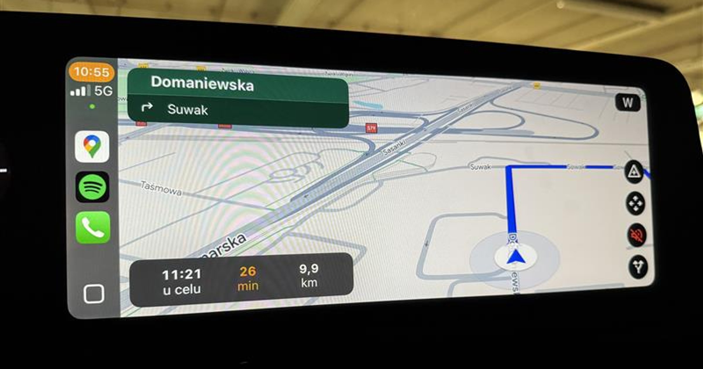 Google Maps w Apple CarPlay