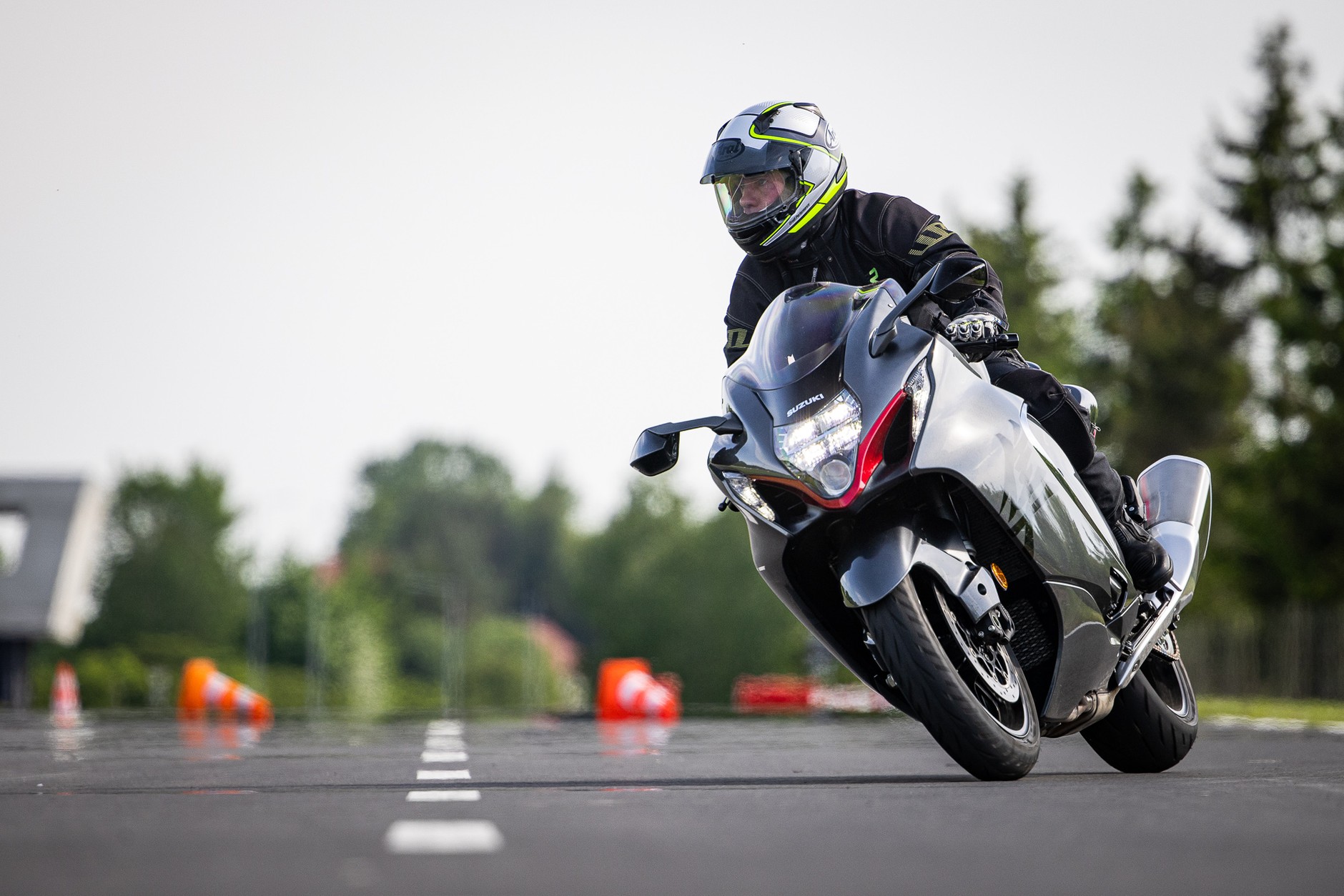 Prezentacja motocykli Suzuki na 2023 r.