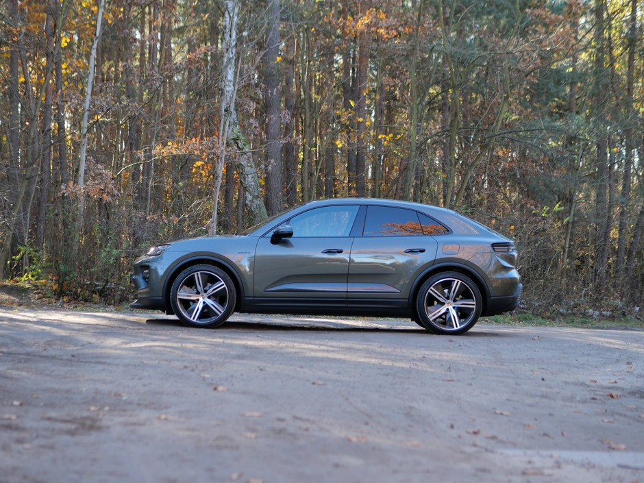 Porsche Macan 4 electric