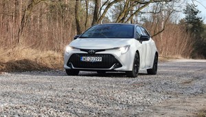 Toyota Corolla 2.0 Hybrid GR Sport - fajny hatchback do miasta