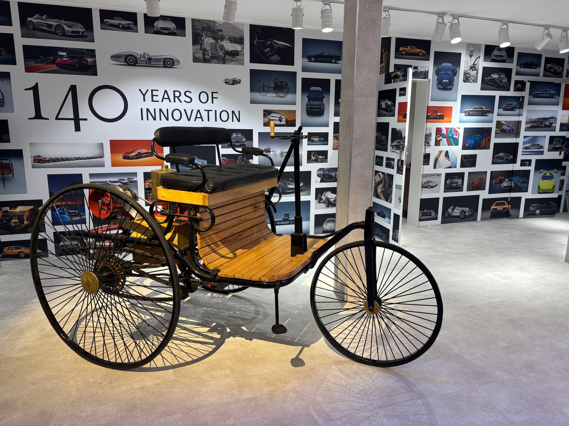 Mercedes-Benz Studio w Warszawie