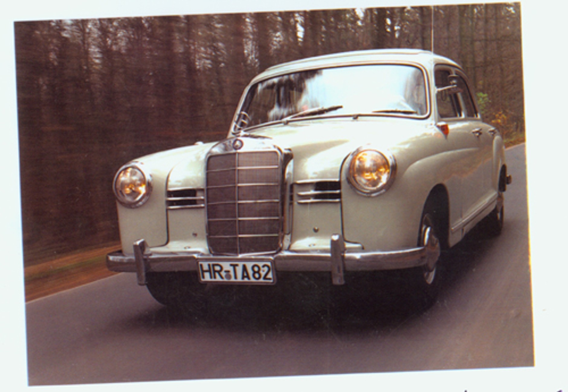 Mercedes-benz 180 - Ponton wypłynął na drogi