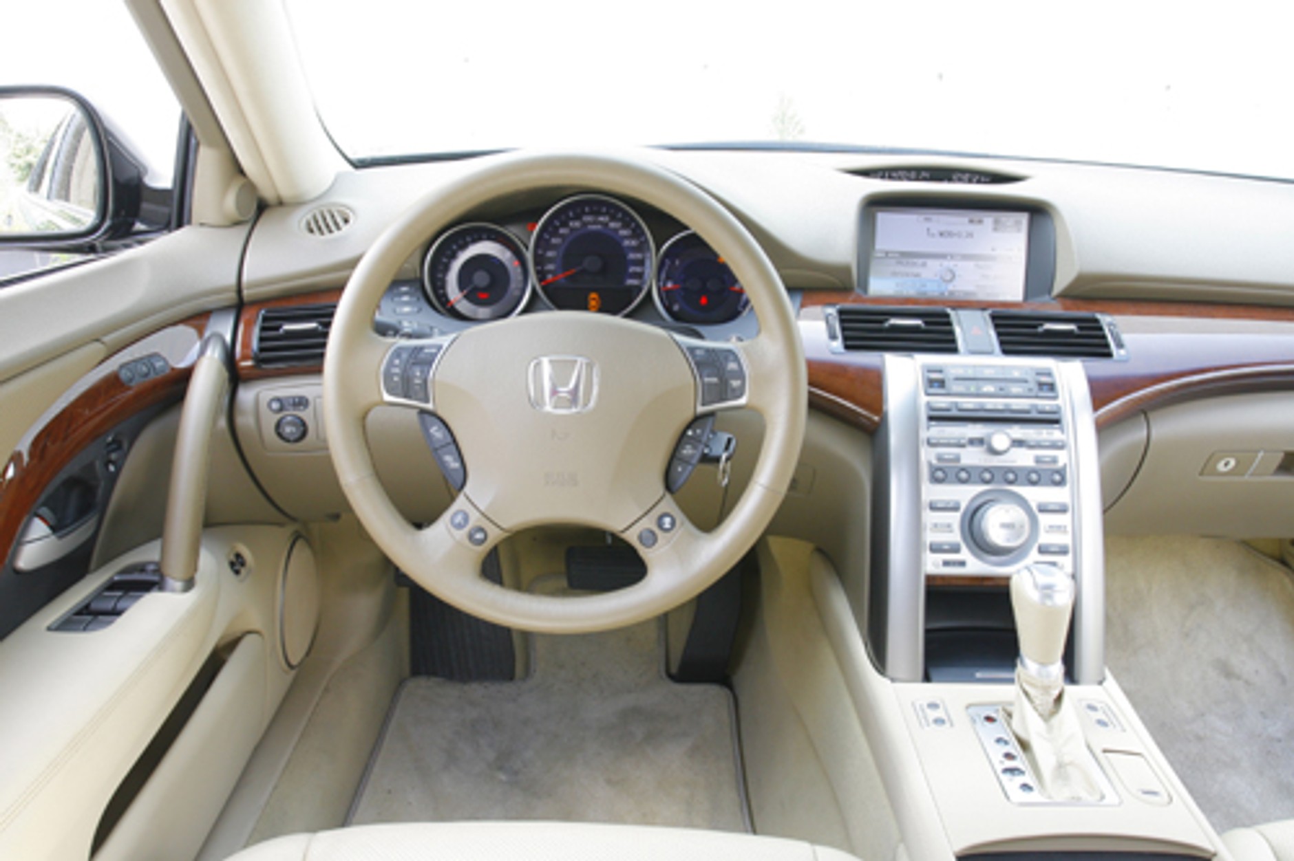 Honda Legend V6, Volvo S80 V8 - Jeden drogi, drugi jeszcze droższy!