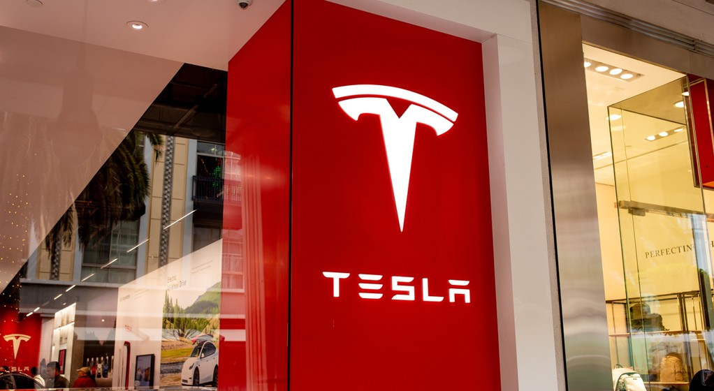 Tesla traci klientów w Polsce i na świecie