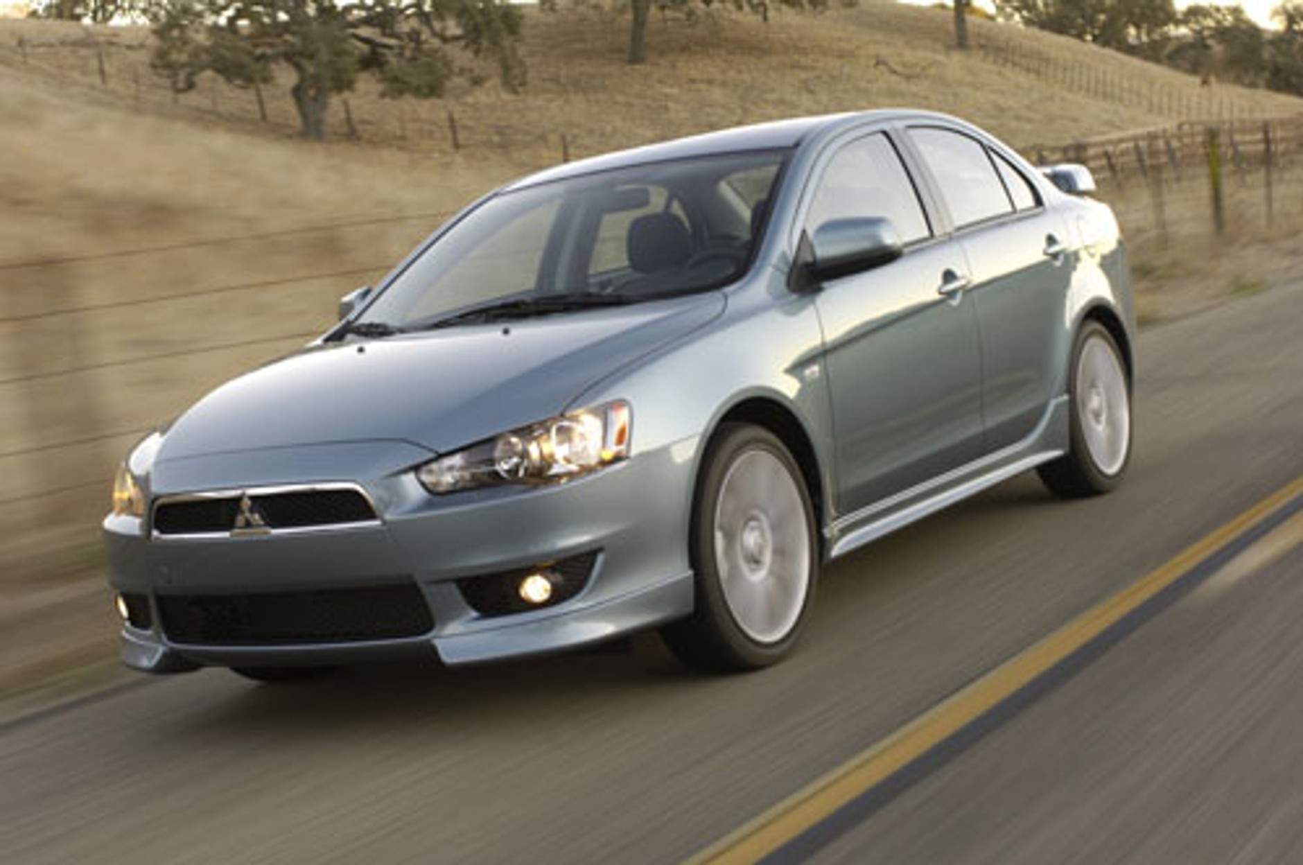 Mitsubishi Lancer - Nie dla grzecznych dziewczynek