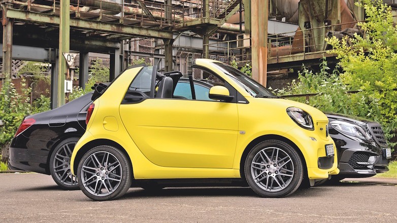 Smart Brabus kontra Brabus Rocket 900 - Proca i rakieta