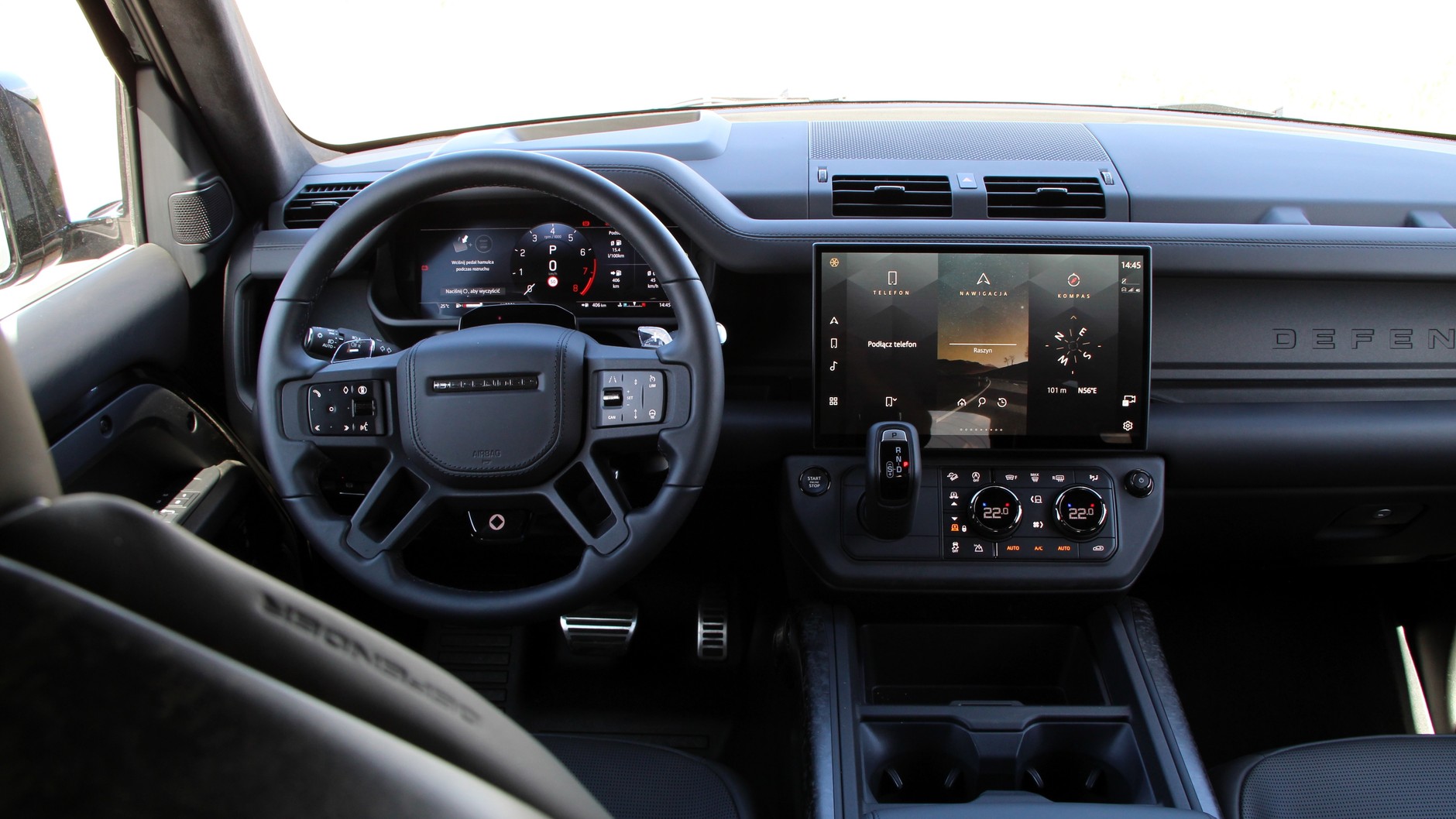 Land Rover Defender OCTA