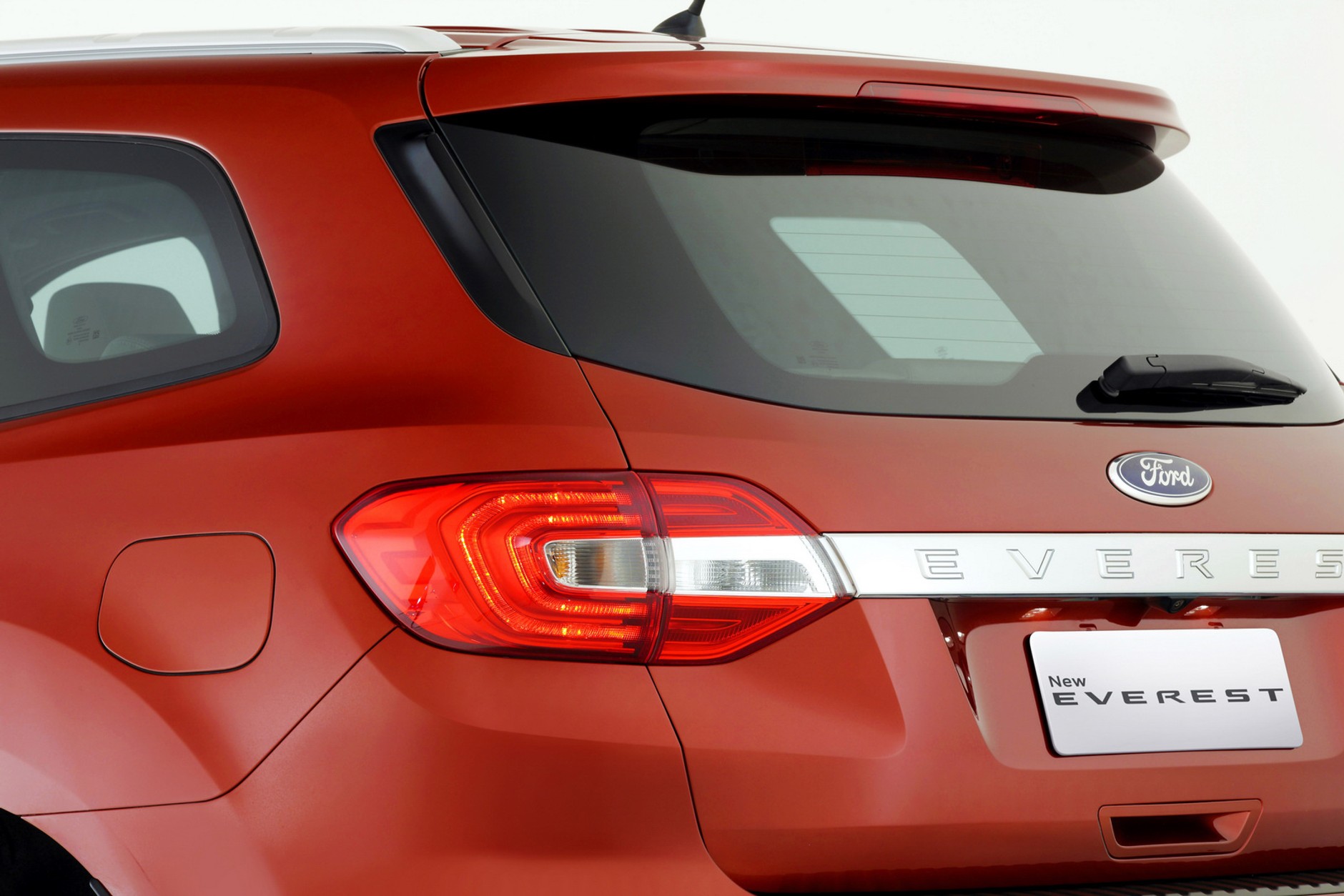 Ford Everest tuż przed premierą