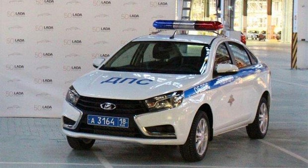 Łada Vesta w służbie policji