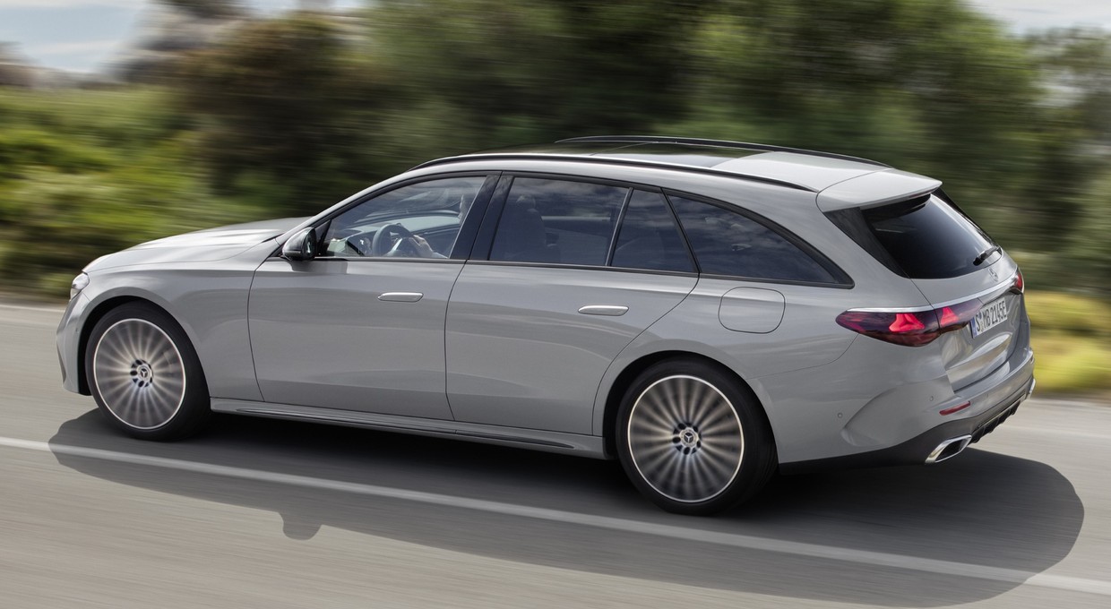 Czy nowy Mercedes klasy E Kombi ma jeszcze większy bagażnik? I tak, i nie