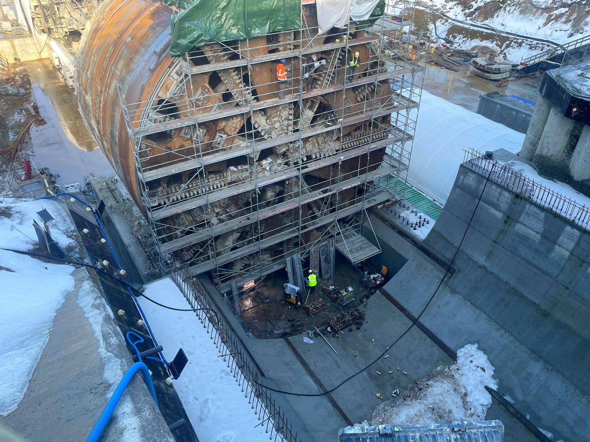 Portal północny tunelu na S19 Rzeszów Południe - Babica - proces obrotu maszyny TBM