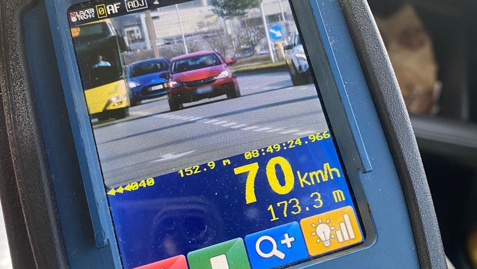 Policjanci od rana kontrolowali jedno miejsce. Ujawnili aż 195 wykroczeń
