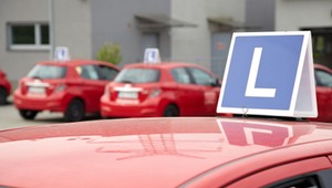 Białostocki WORD aktywnie pomaga zdać egzamin na prawo jazdy. Robi to naprawdę dobrze