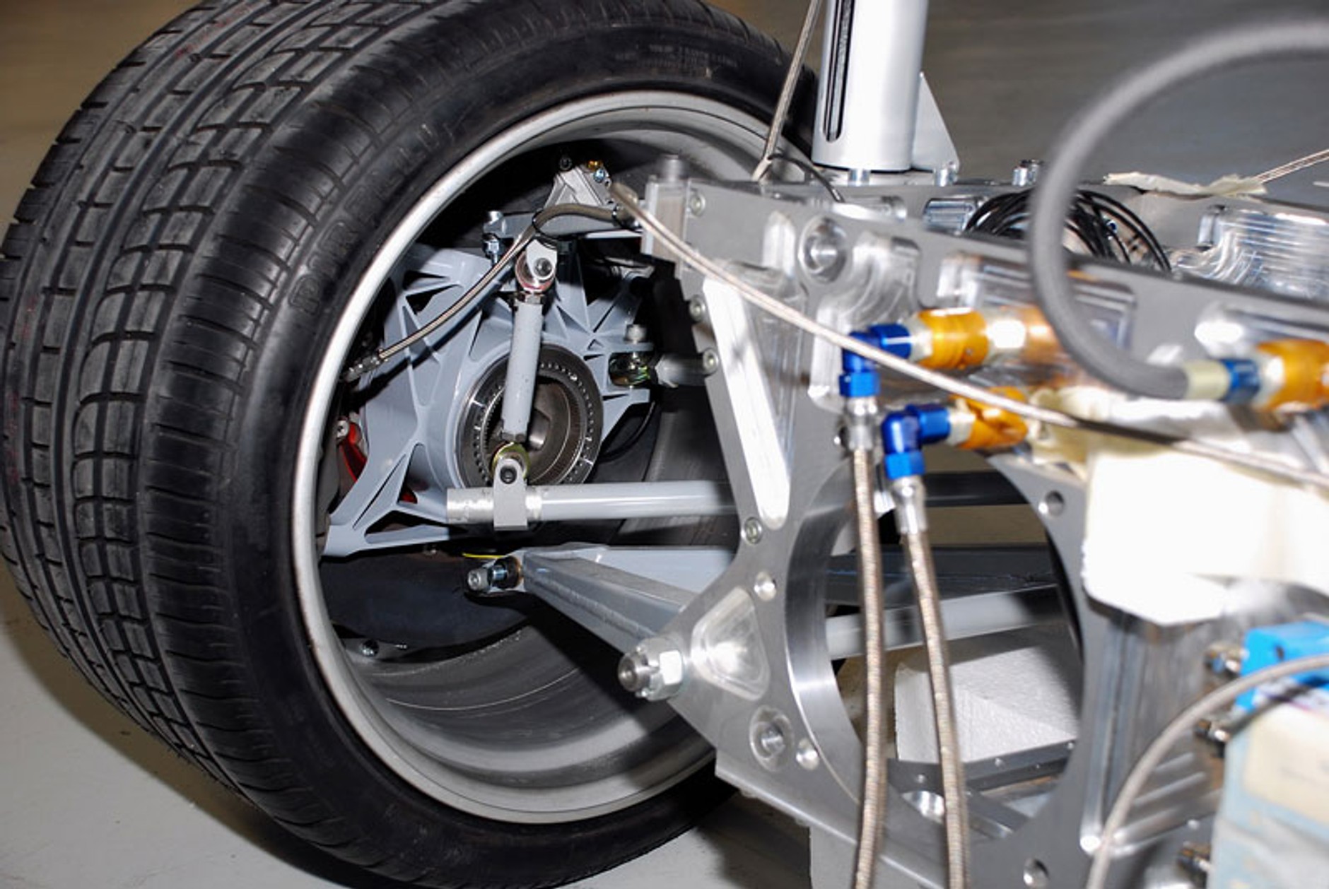 Weber Faster One: brzydkie superkaczątko