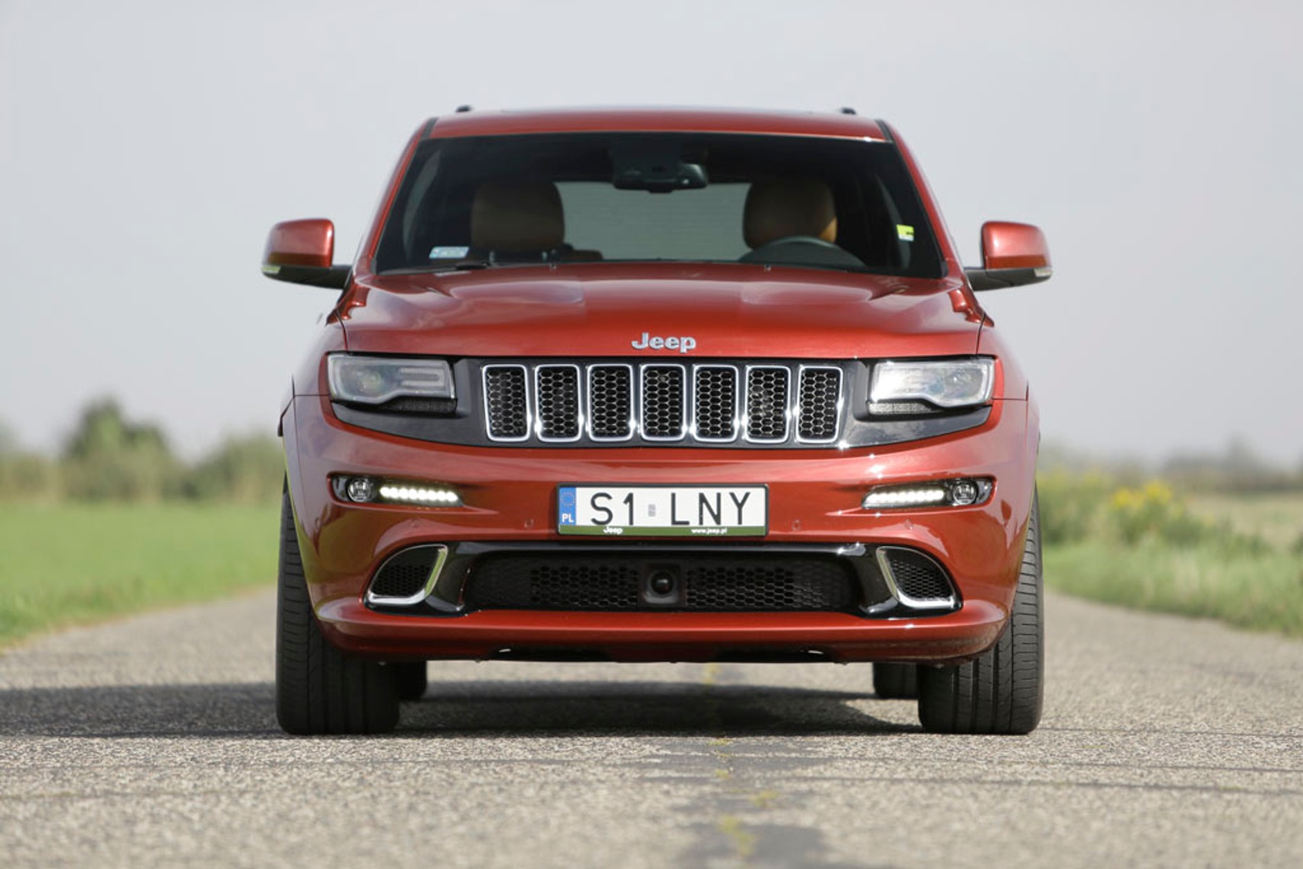 Jeep Grand Cherokee SRT - duży i ciężki, ale bojowo nastawiony
