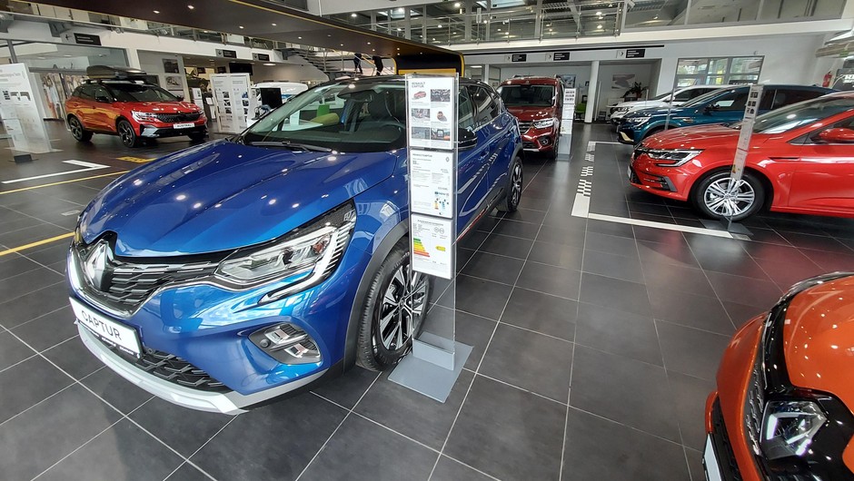 Salon samochodowy Renault
