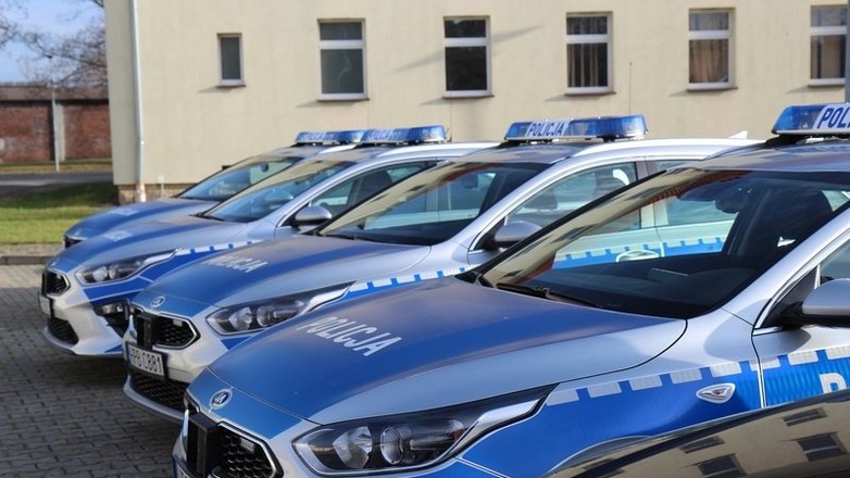 Nowe radiowozy dolnośląskiej policji