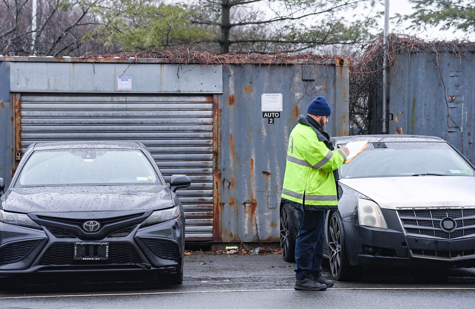 Funkcjonariusze MTA (Metropolitan Transportation Authority) z Nowego Jorku przeprowadzili akcję skierowaną przeciwko kierowcom, którzy ignorują konieczność wnoszenia opłat drogowych