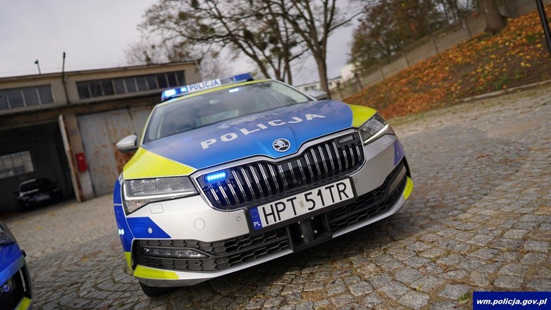Skody z nowym malowaniem trafiły do policji.