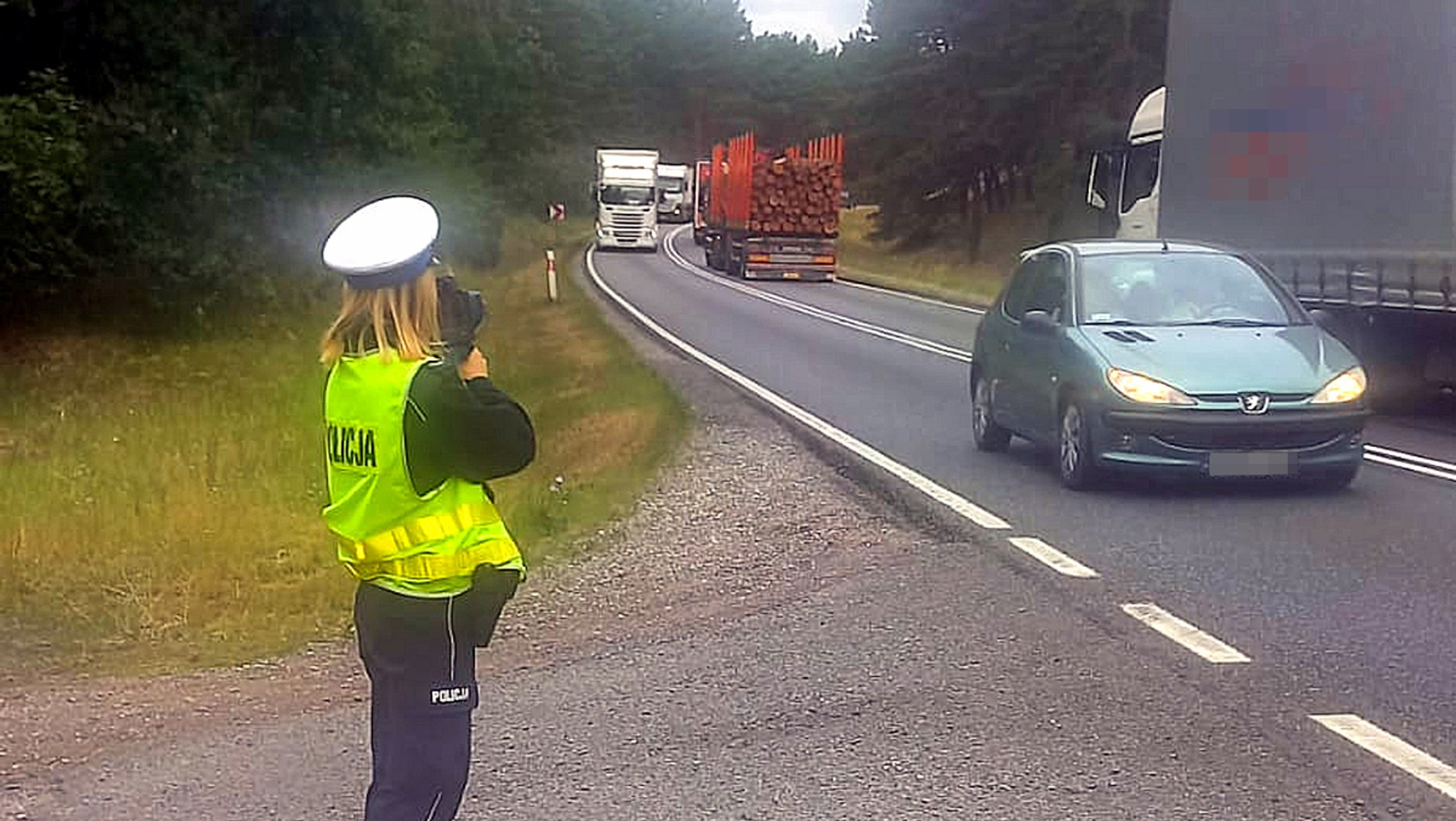Policjanci prowadzili akcję w całym mieście. Przyczyna była jedna