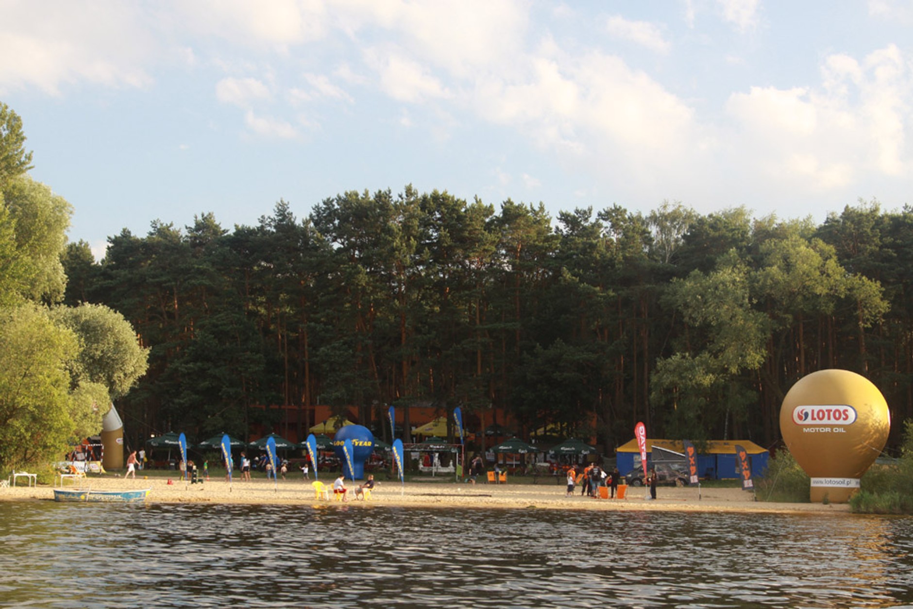 4x4 Family Adventure: Rodzinne zmagania w Turawie