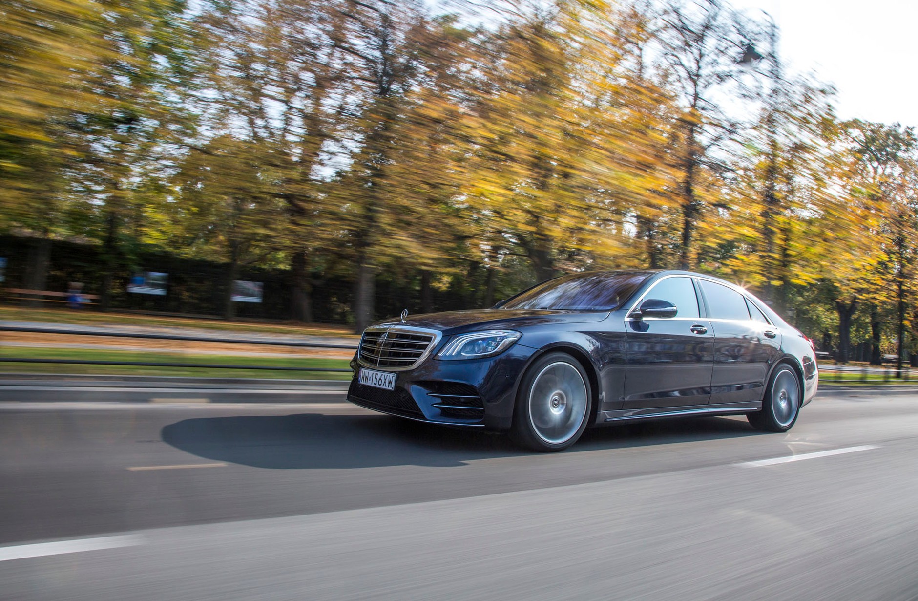 Mercedes S 560 L 4Matic - luksus przez duże S