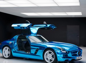 Genewa 2013: Mercedes SLS AMG pod napięciem