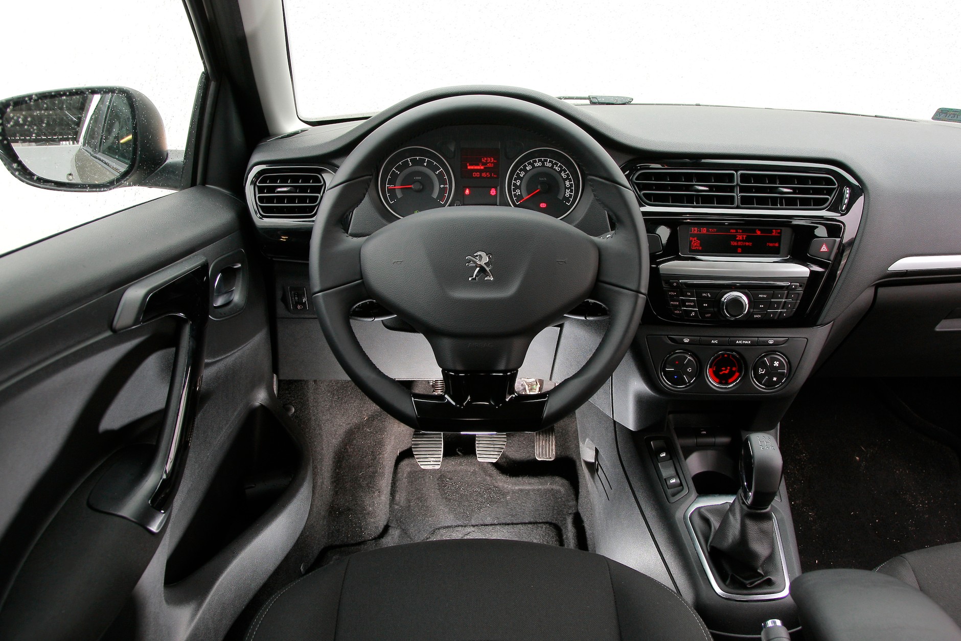 Peugeot 301 1.2 Pure Tech