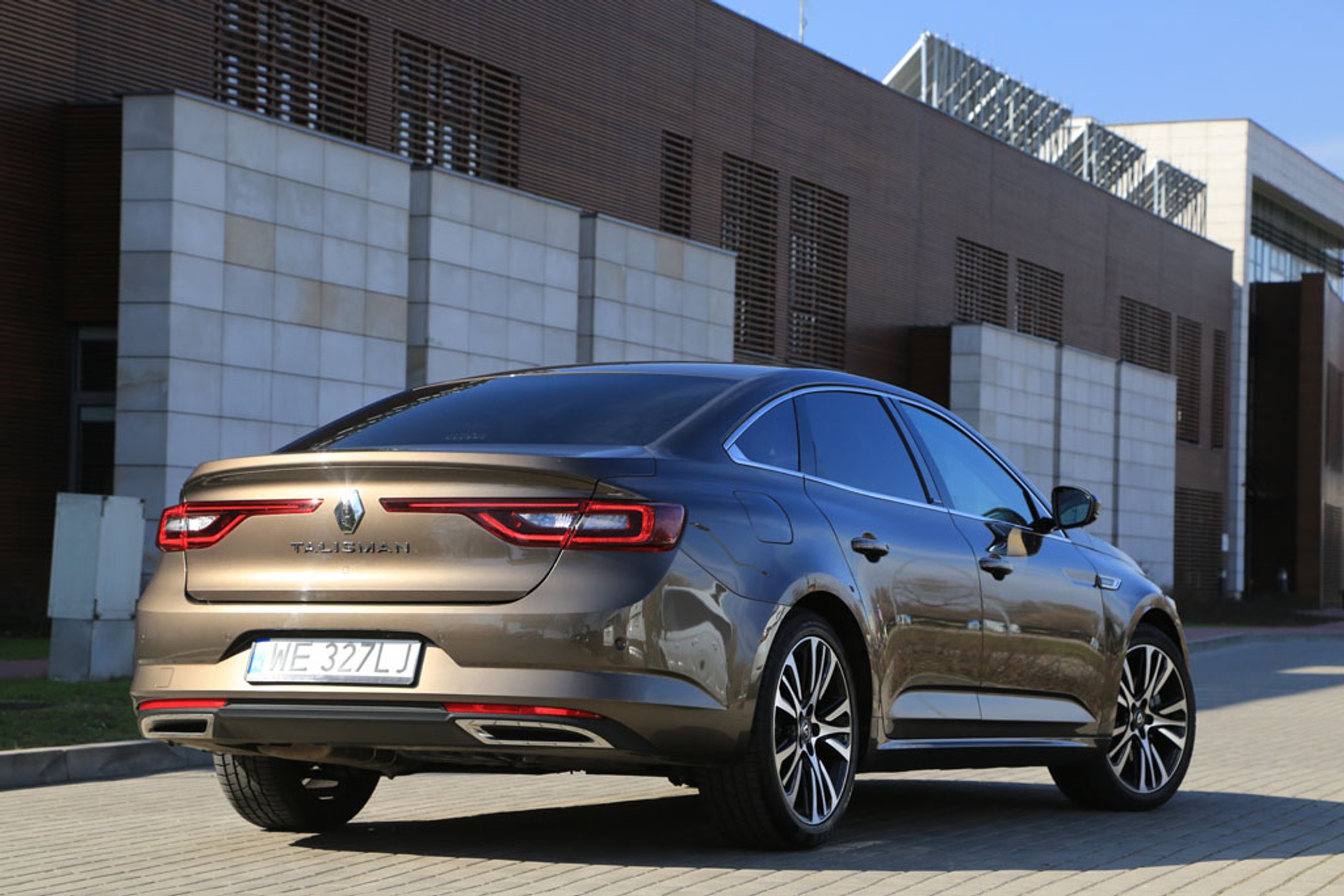 Renault Talisman kontra Skoda Superb - z ambicjami do klasy premium
