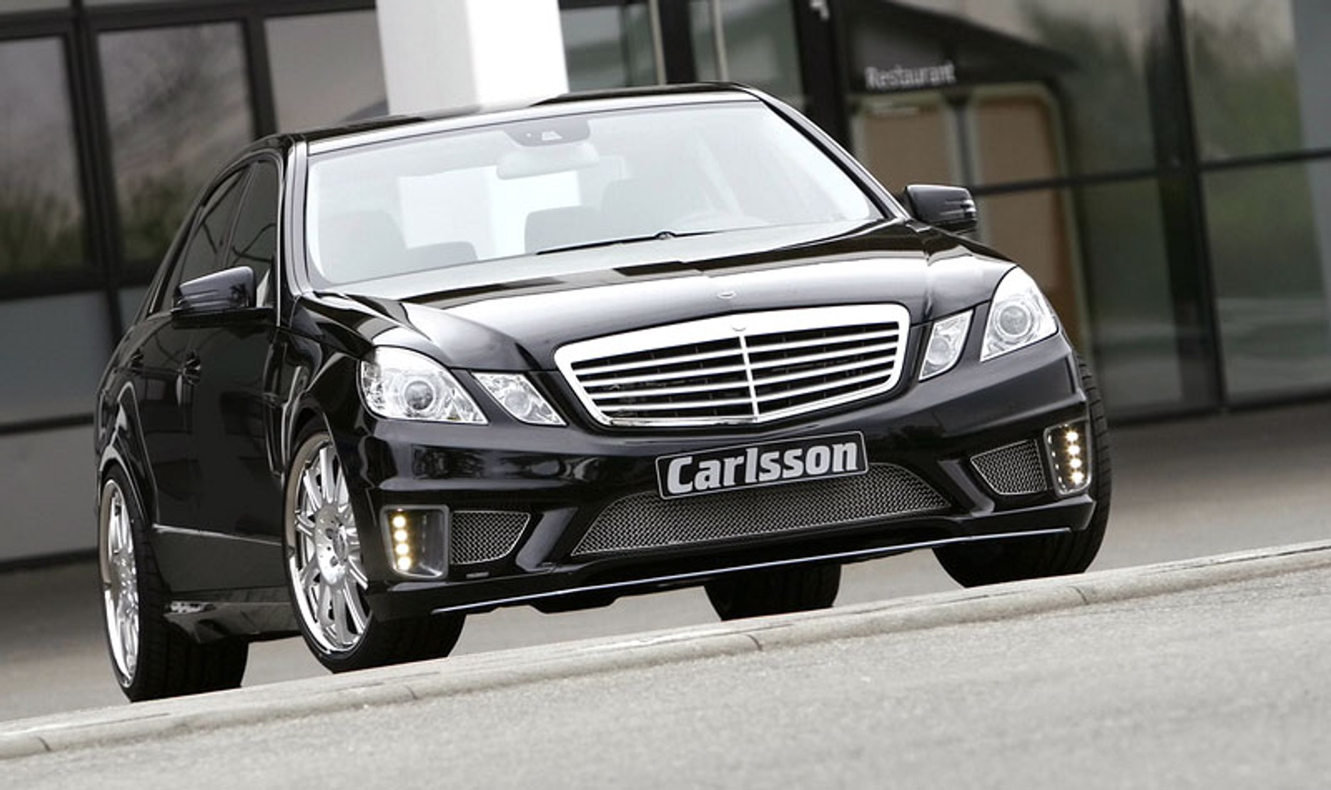 Mercedes-Benz  E-Klasa – Carlsson dodaje mocy