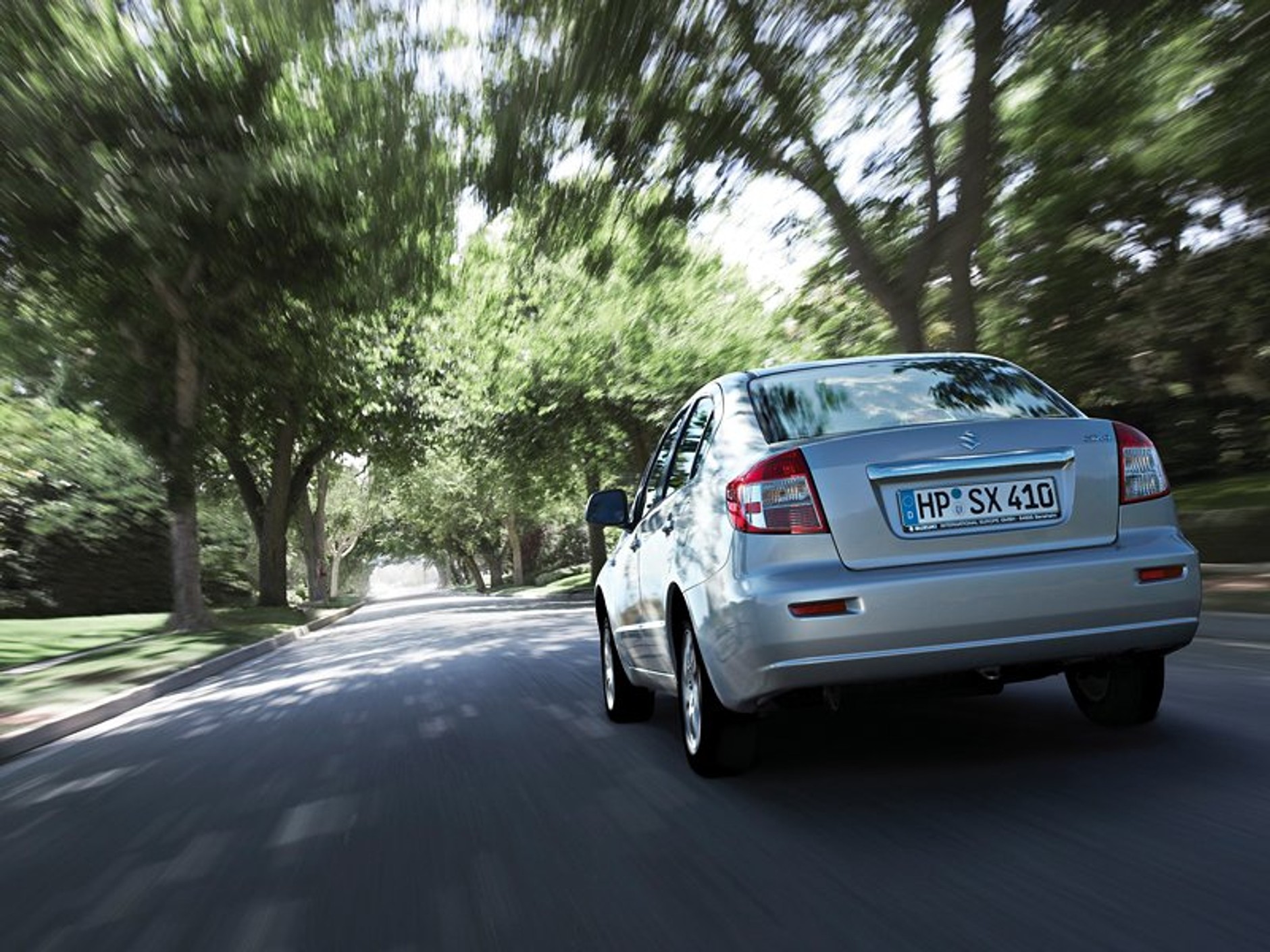 Suzuki SX4: wersja sedan w Genewie