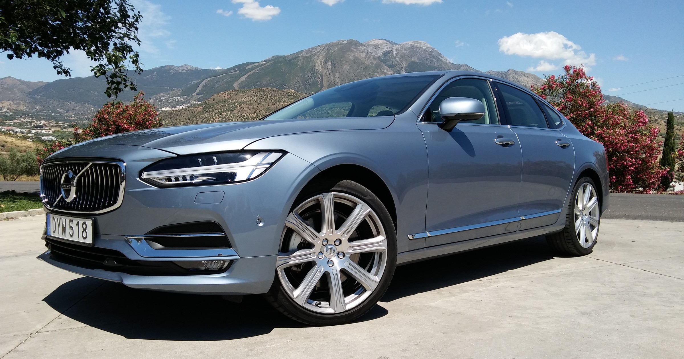 Volvo S90