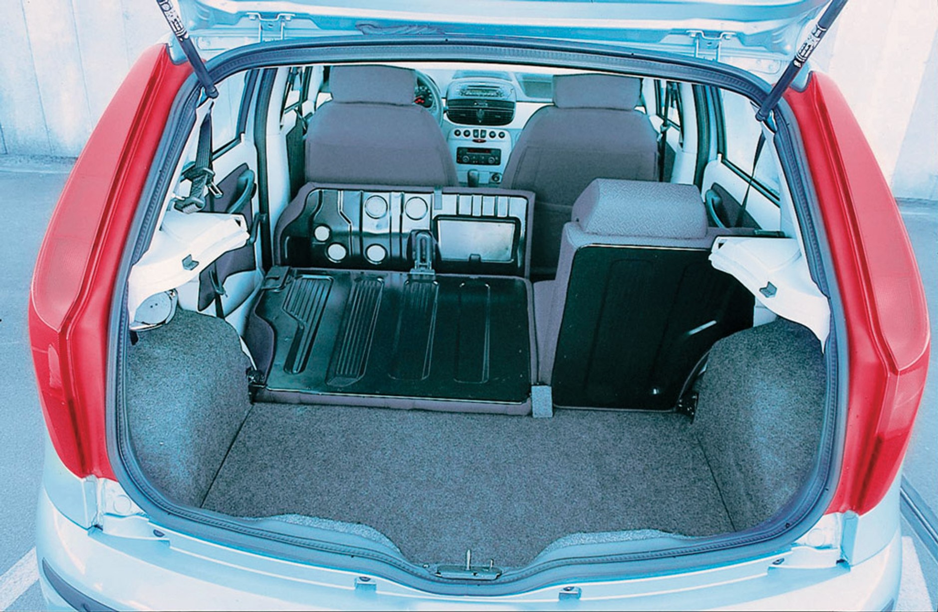 Citroën C3 kontra Fiat Punto, Ford Fiesta i Skoda Fabia: Mały diesel, duża oszczędność?