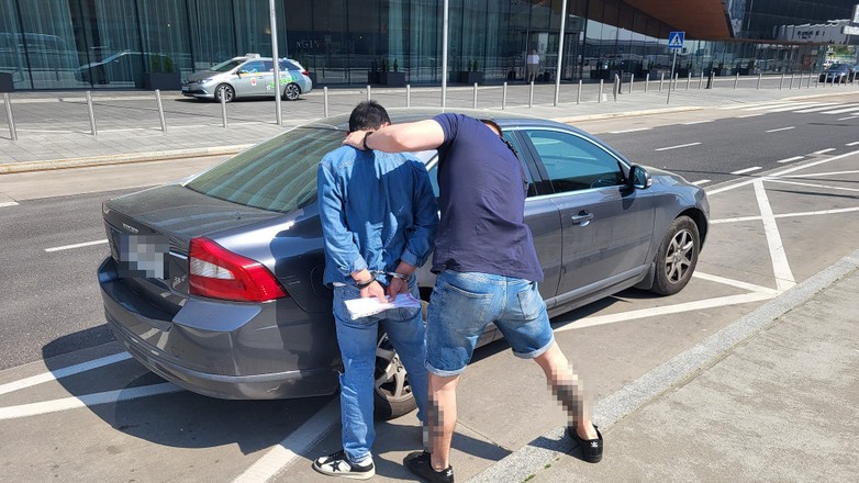 Zatrzymany sprawca kradzieży z włamaniem metodą "na kolec"