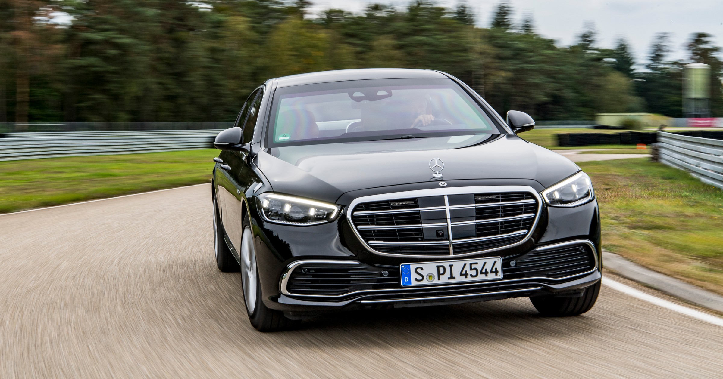 Mercedes S680 GUARD 4MATIC