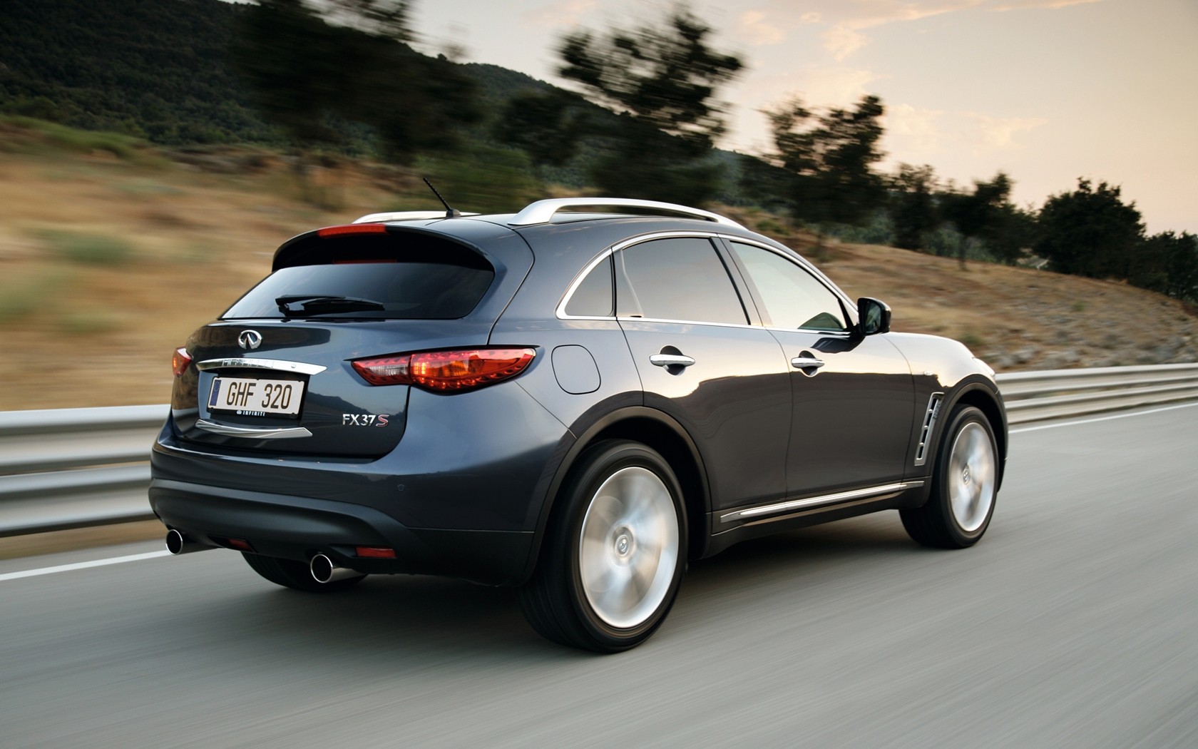 Infiniti FX