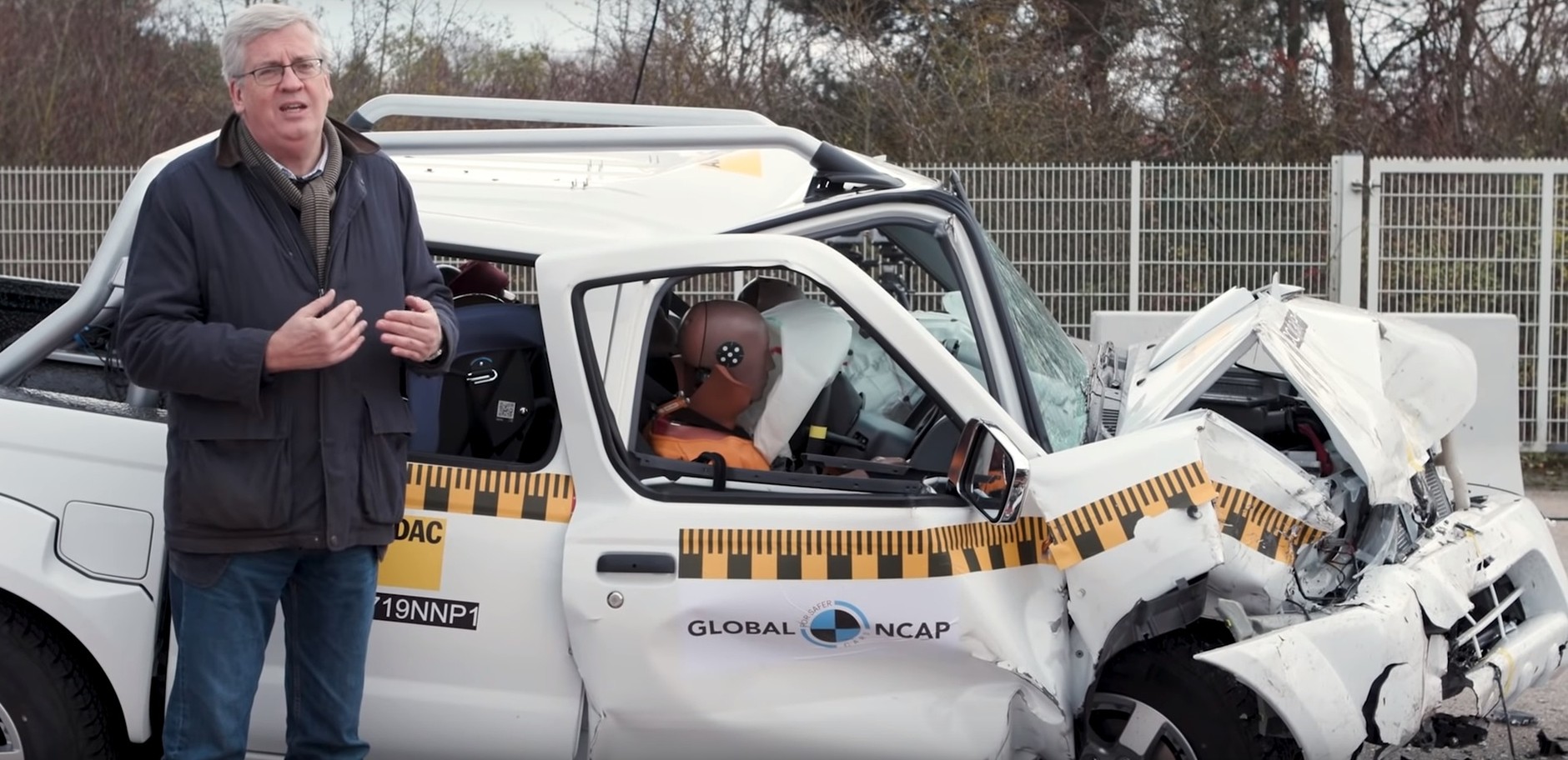 Test zderzeniowy Global NCAP - Nissan NP300 kontra Nissan Navara