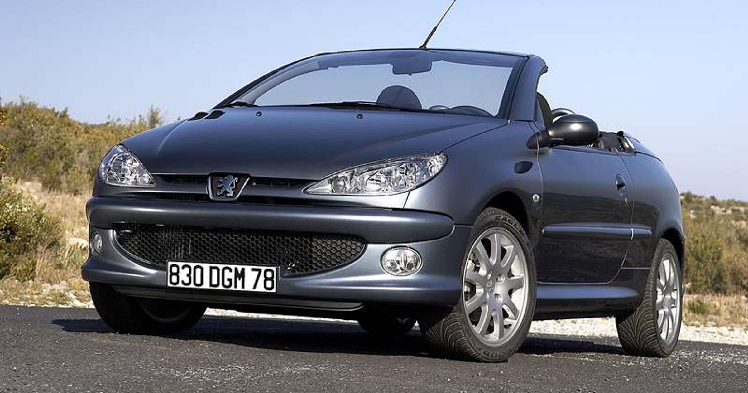 206 CC a 307 CC: Peugeot wyprodukował pół miliona coupe-cabrio