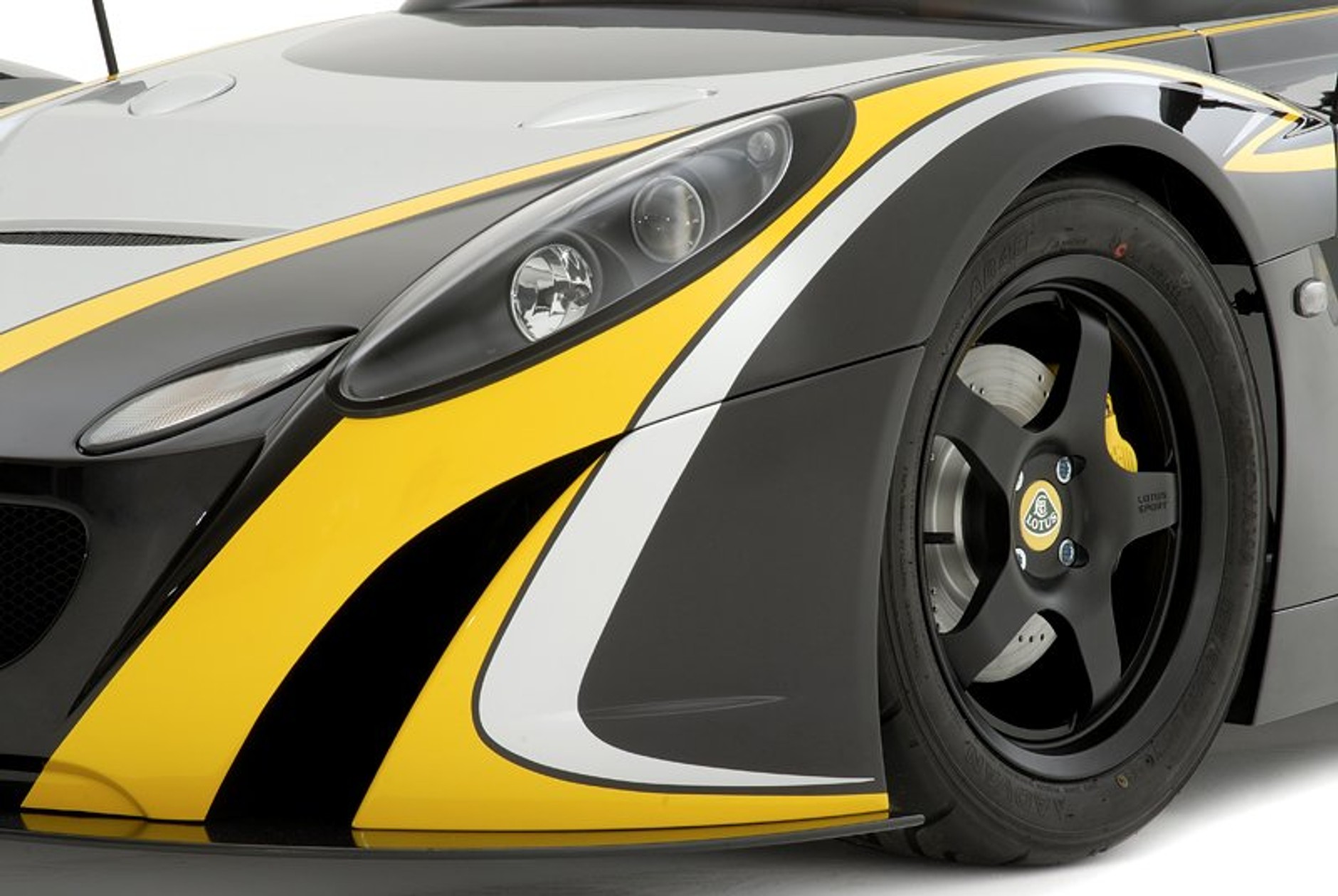 Lotus 2-Eleven: wyścigówką do supermarketu