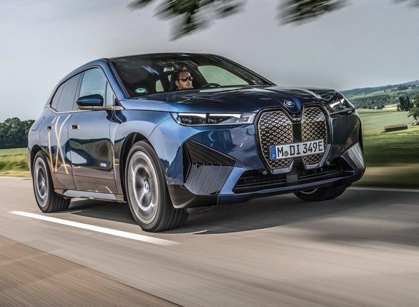 BMW iX – elektryczny SUV z Bawarii