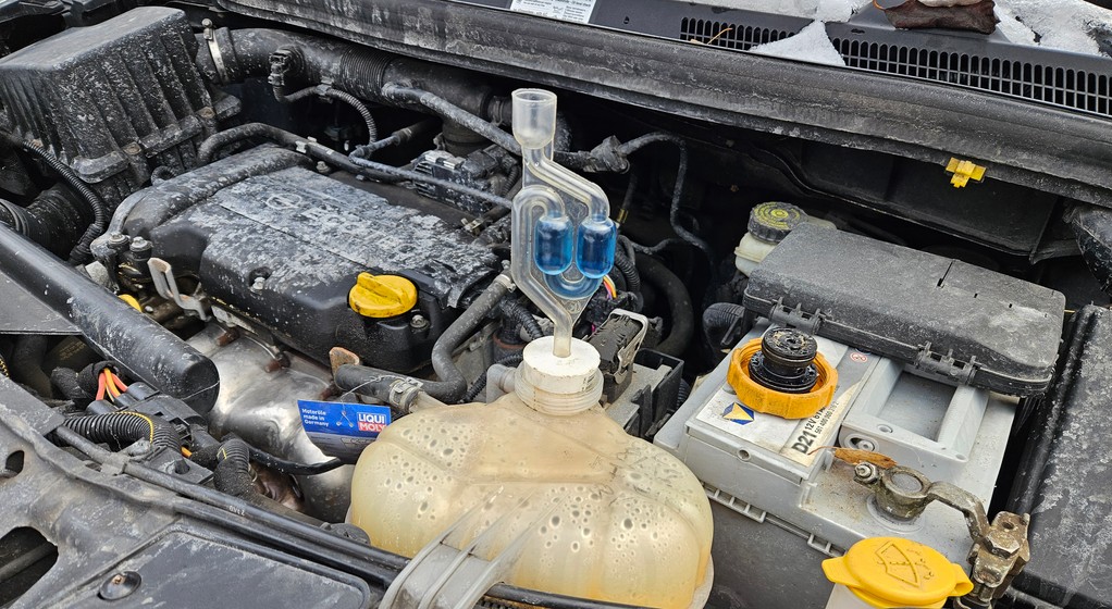 Prosty, chemiczny tester pozwala wykryć poważny problem z silnikiem