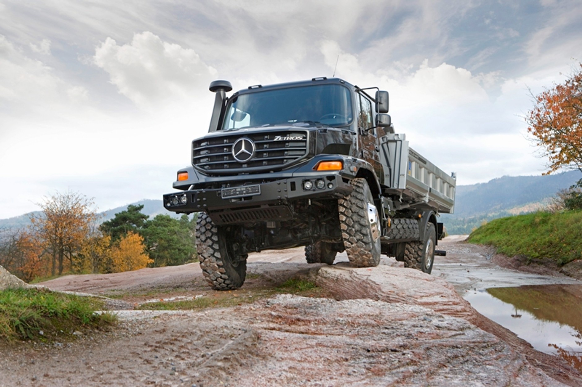 Duuuże ciężarówki dla dużych chłopców