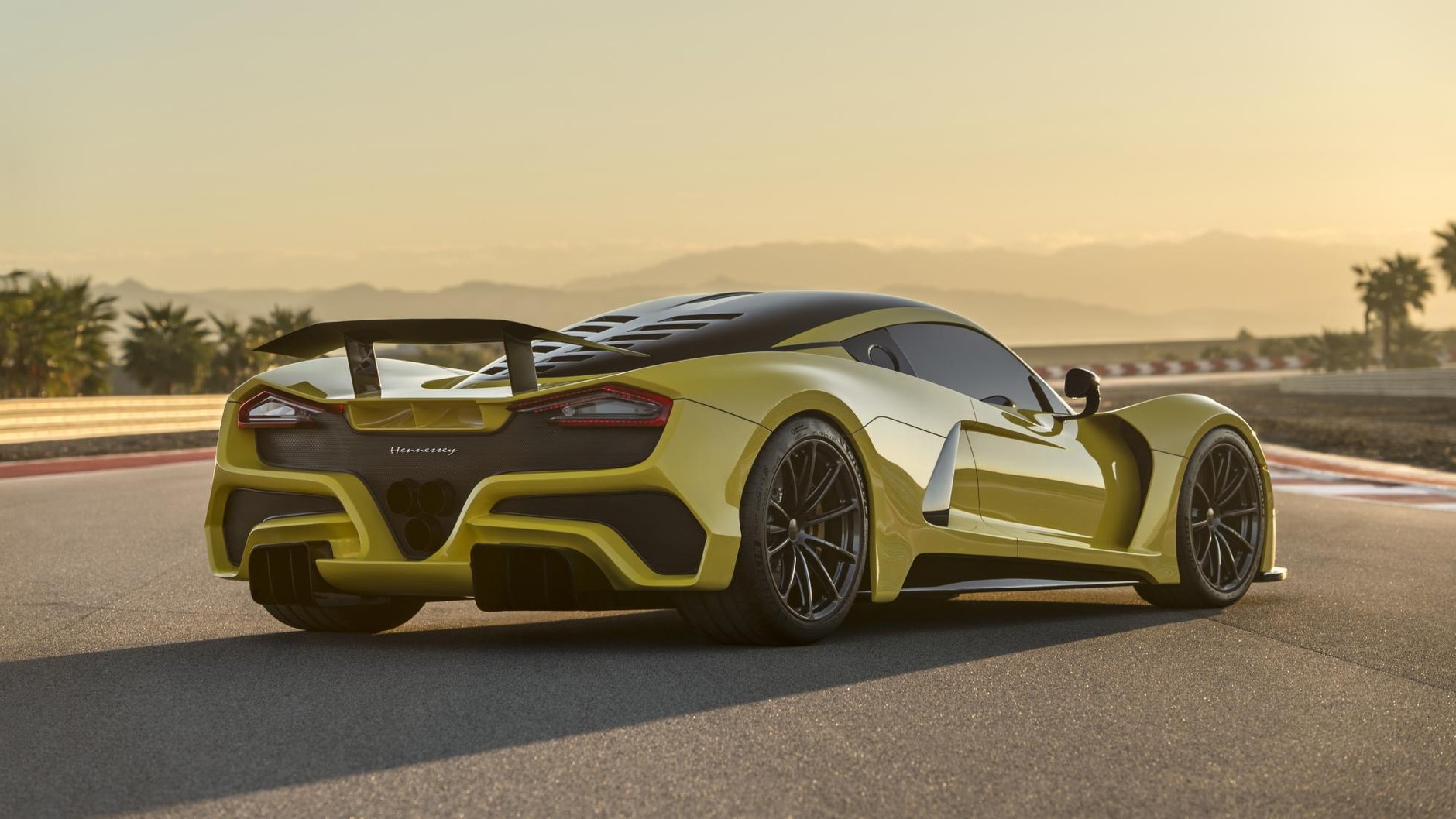 Hennessey Venom F5 – Chiron chowa ogon pod siebie...