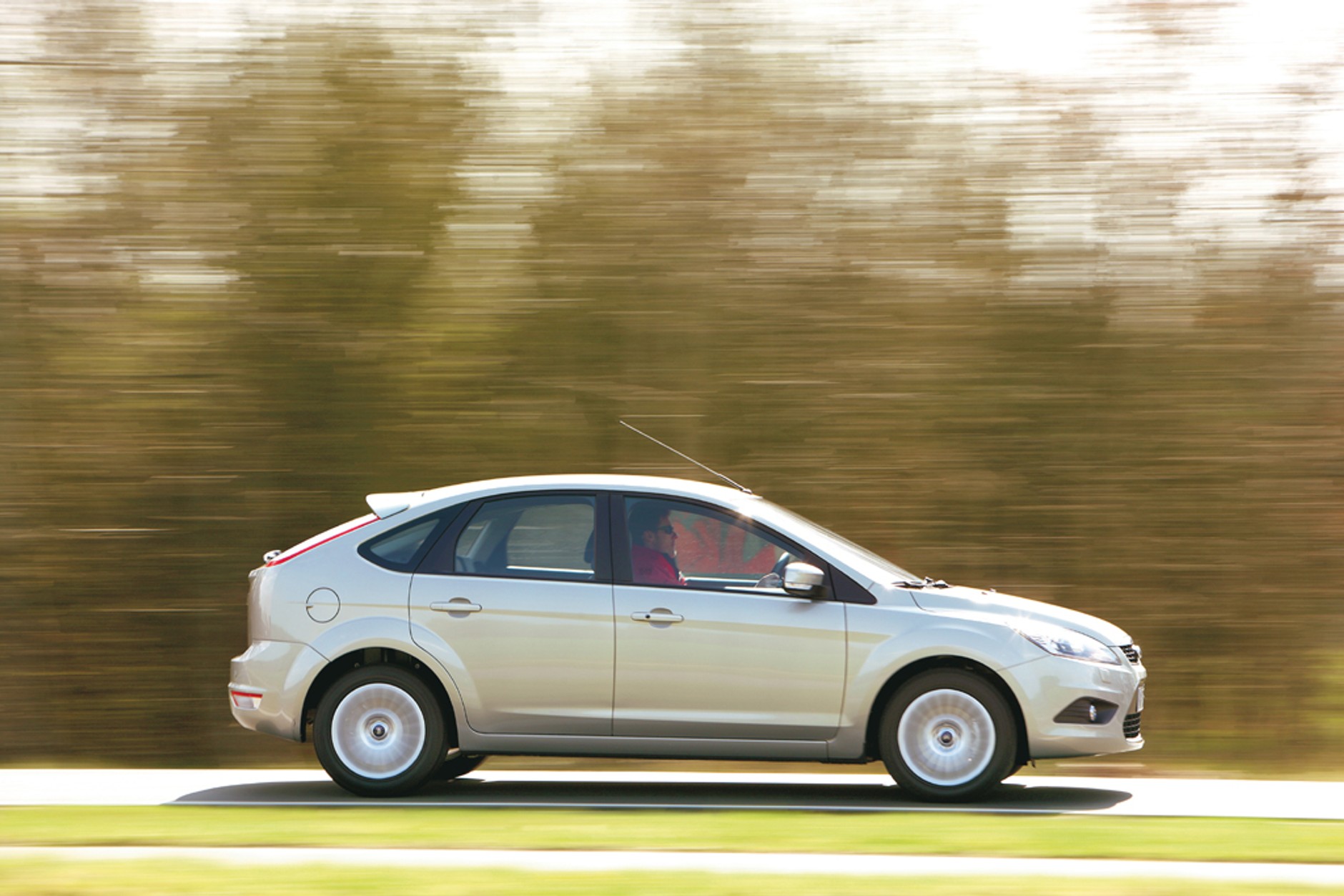 Szukamy kompaktu na którym rodzina będzie najbardziej polegać - Mazda 3 kontra Renault Megane, Ford Focus, Kia ceed i Honda Civic