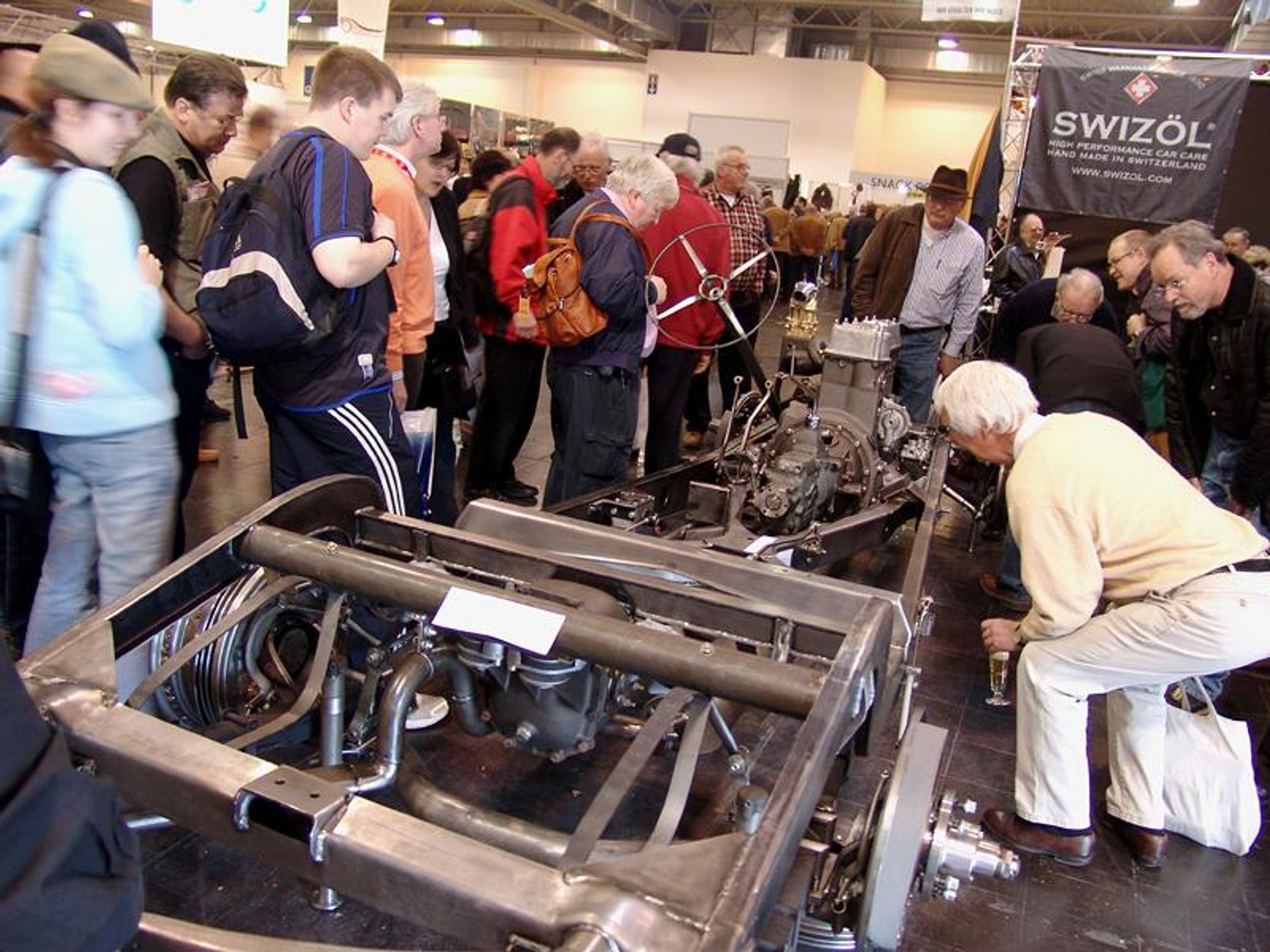 Techno Classica Essen 2008: stare w blasku chromu